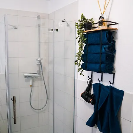 Stilvolle Auszeit - Moderne In Lejlighed