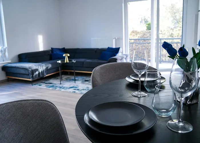 Stilvolle Auszeit - Moderne In הכנבורג